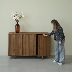 Buffet commode 3 portes en bois massif Suède 3 – VESKOR