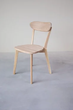Chaise de salle à manger en bois massif de chêne Isku – Lot de 2 ou 4 chaises - NordicStory