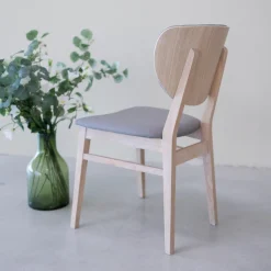 Chaise de salle à manger en bois massif de chêne blanchi Nova – Lot de 2 ou 4 chaises - NordicStory