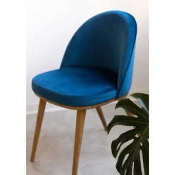 Chaise de salle à manger en bois massif de chêne Clara, revêtement en velours Bleu Monaco – Lot de 2 ou 4 chaises - NordicStory