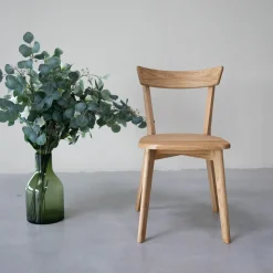 Chaise en bois massif de chêne Victoria - Lot de 2 ou 4 chaises. - VESKOR