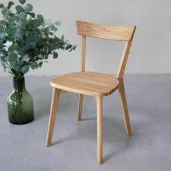 Chaise en bois massif de chêne Victoria - Lot de 2 ou 4 chaises. - VESKOR
