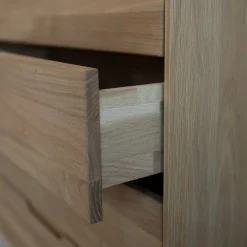 Commode en bois massif Suède 4.1 – VESKOR