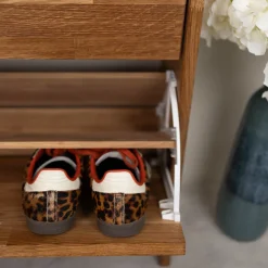 Meuble à chaussures en bois massif de chêne Arizona - NordicStory
