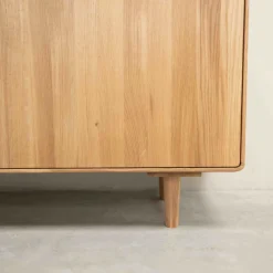 Meuble TV en bois massif de chêne AMANDI - VESKOR