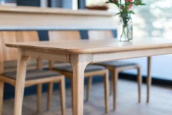 Table à manger extensible en bois massif TOKIO - KARPIS