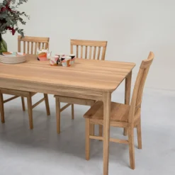 Table à manger rectangulaire extensible en bois massif de chêne Astrid - VESKOR