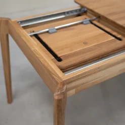 Table à manger rectangulaire extensible en bois massif de chêne Astrid - VESKOR
