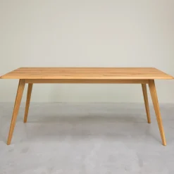 Table à manger rectangulaire en chêne massif Genève - NordicStory