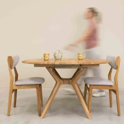 Table à manger ronde extensible en bois massif de chêne Carmen - NordicStory