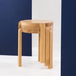 Table d'appoint en bois massif OPUS - KARPIS