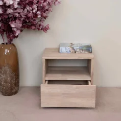 Table de chevet en bois massif de chêne Danemark 1 - NordicStory