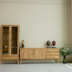 Vitrine en bois massif de chêne Malmo - VESKOR